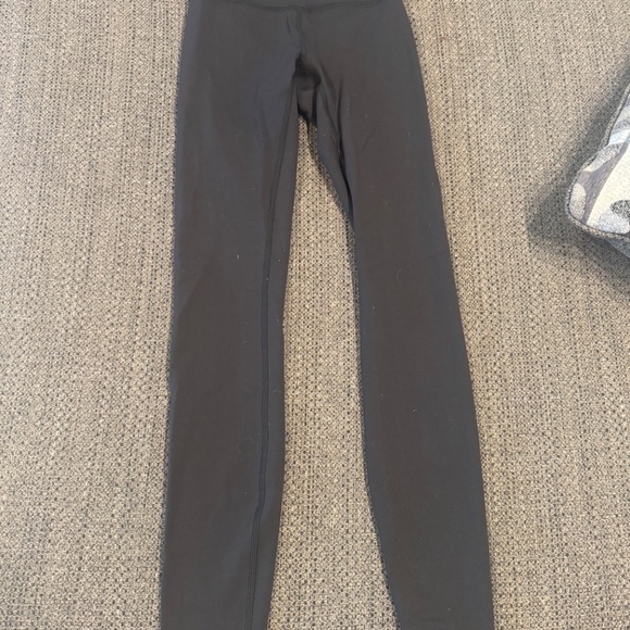 Lululemon black leggings size 00 - Picture 2 of 5